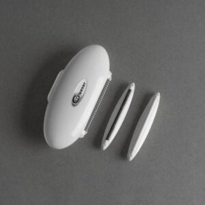 Gleener Compact fabric shaver & lint brush