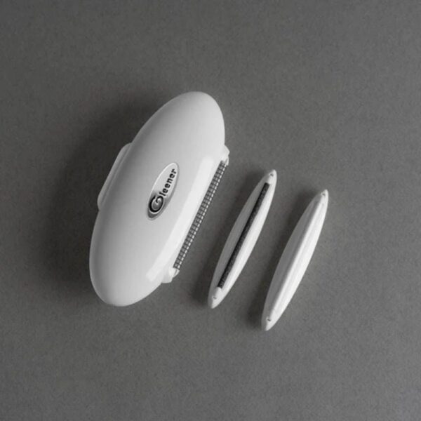 Gleener Compact fabric shaver & lint brush